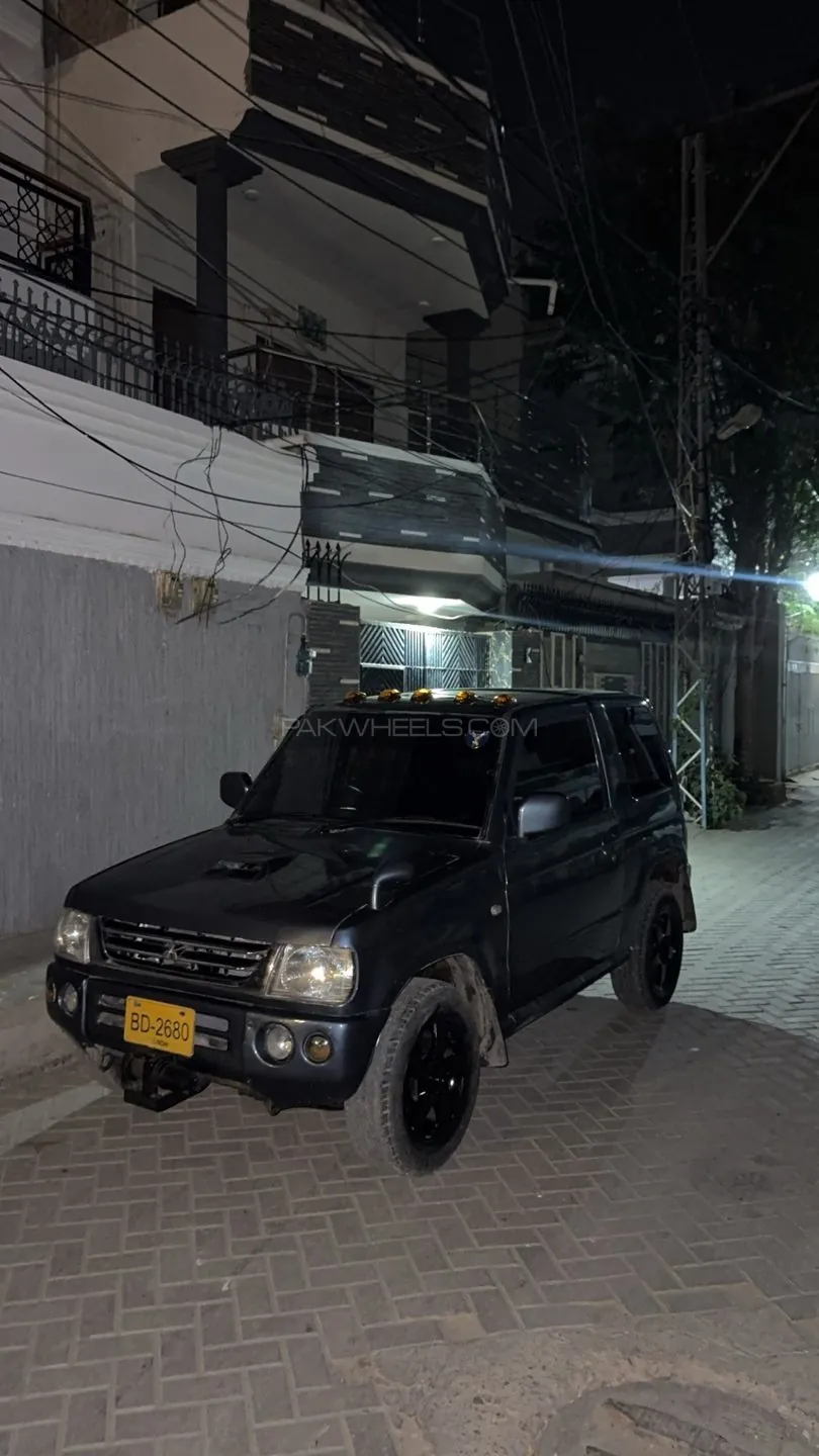 Mitsubishi Pajero Mini