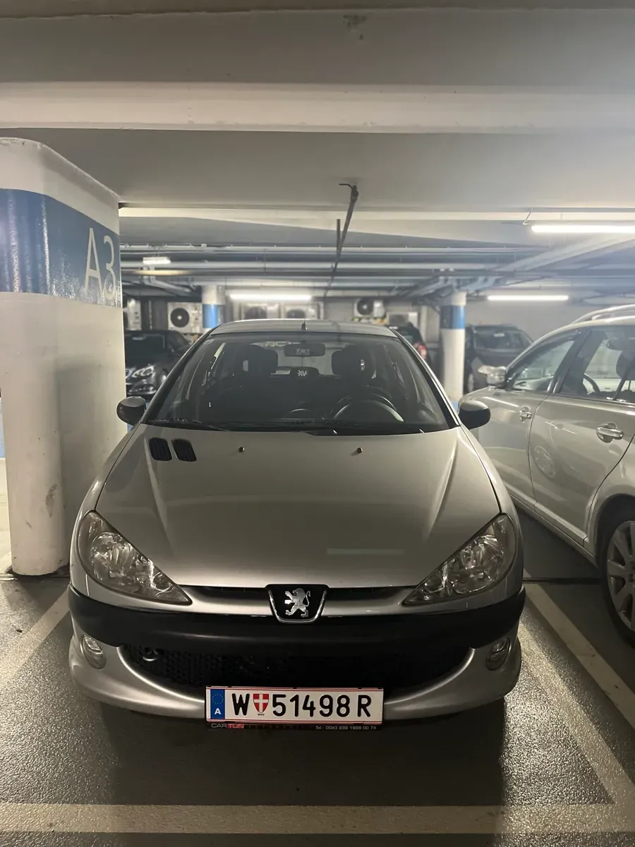 Peugeot 206
