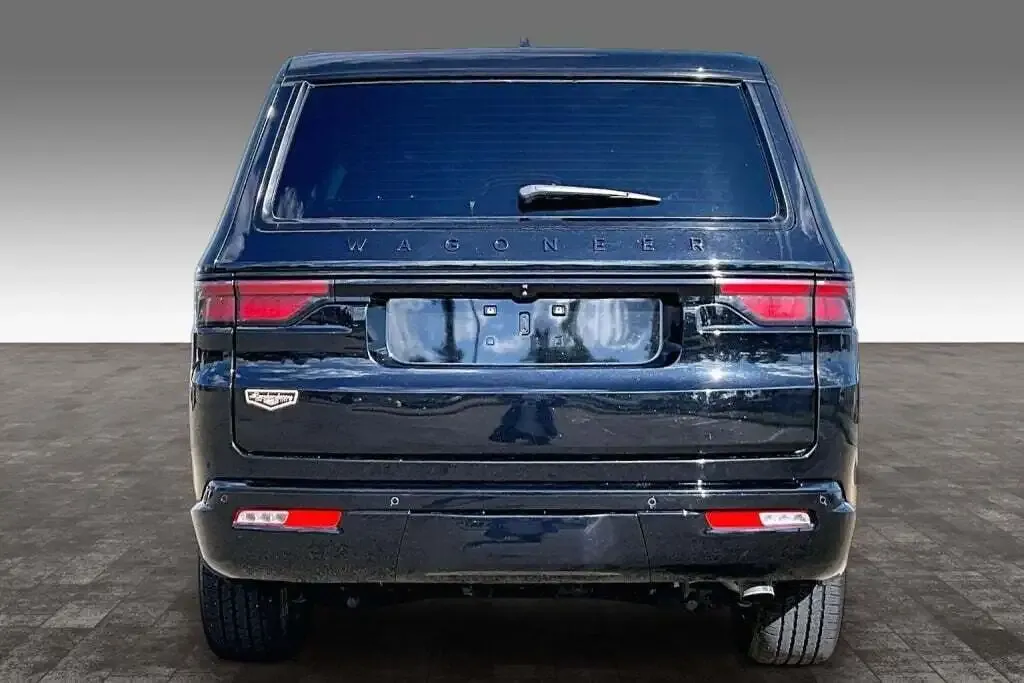 Jeep Wagoneer 2024 photo 4