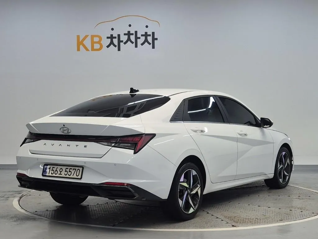 Hyundai Avante 2021 photo 3
