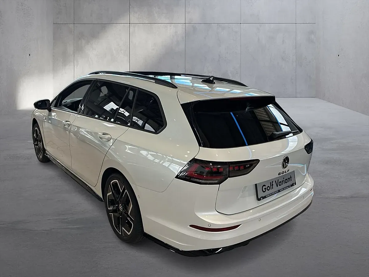 Volkswagen Golf 2026 photo 3