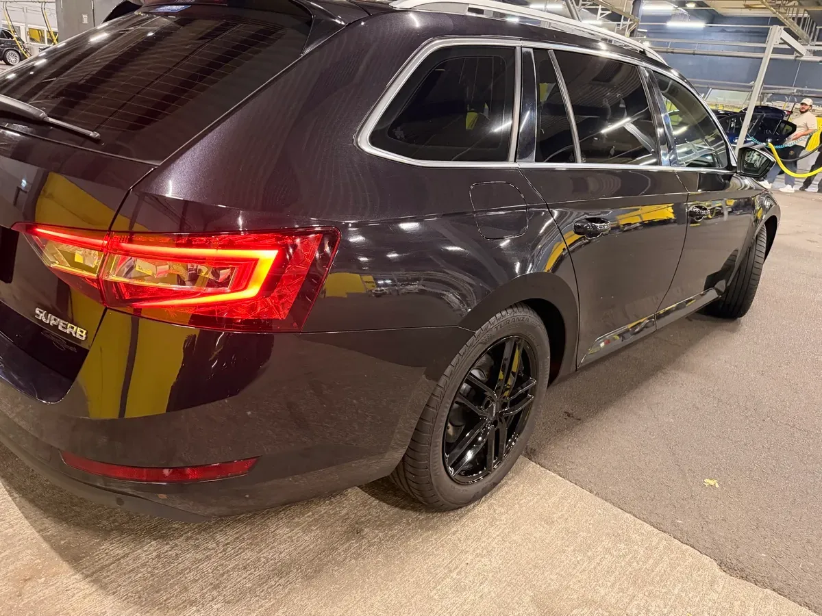 Skoda Superb 2016 photo 3