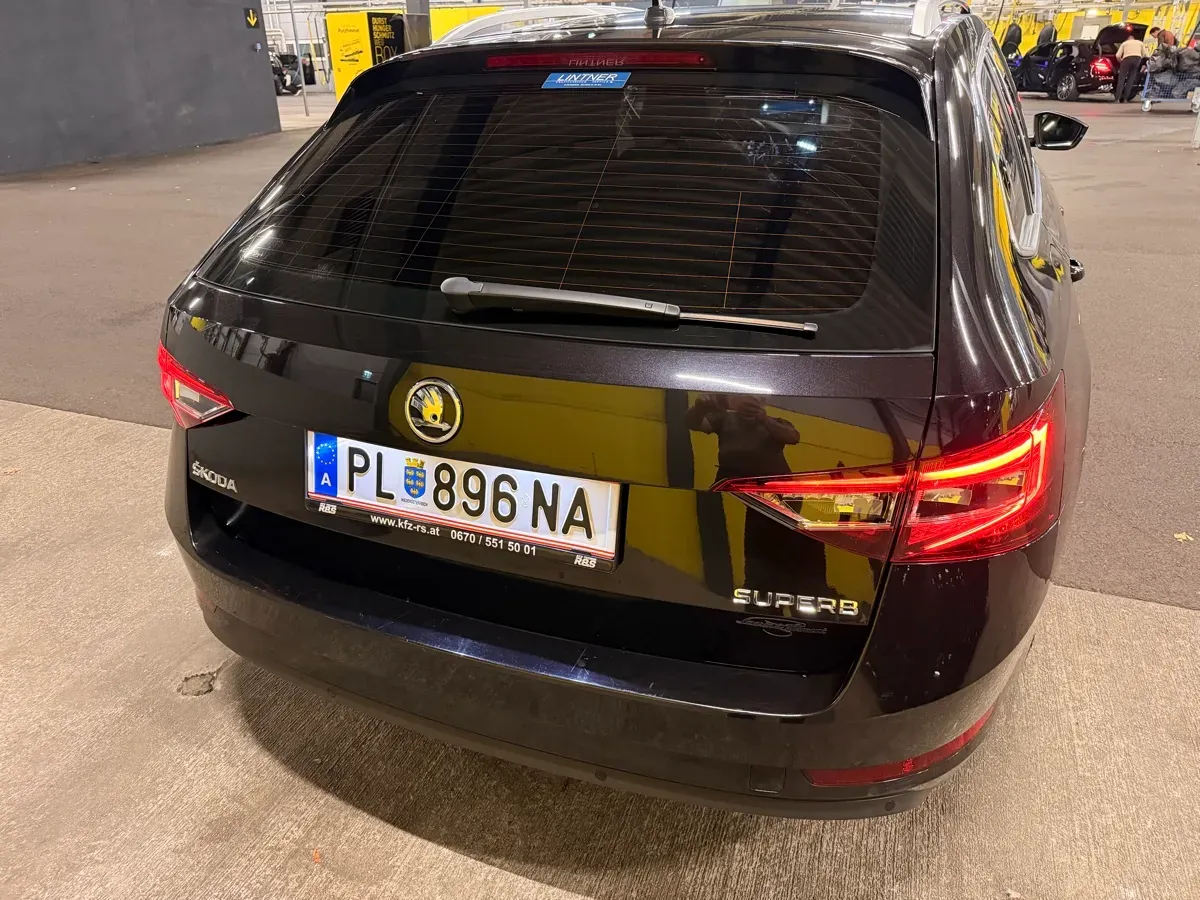 Skoda Superb 2016 photo 2