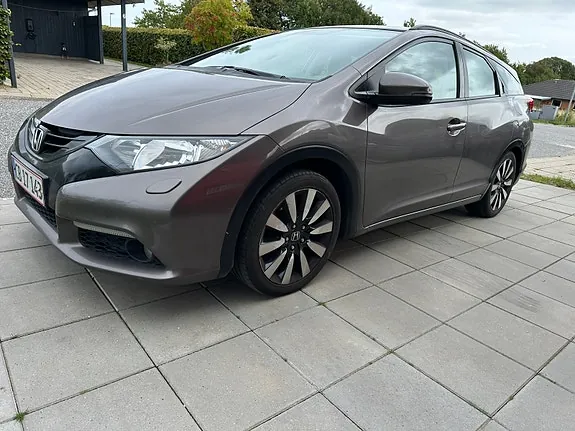 Honda Civic 2014 photo 2