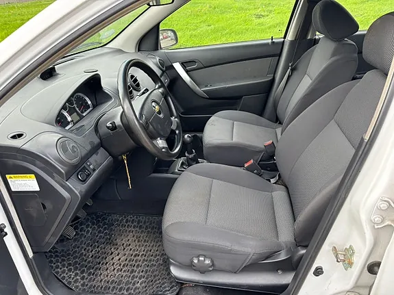 Chevrolet Aveo 2010 photo 5