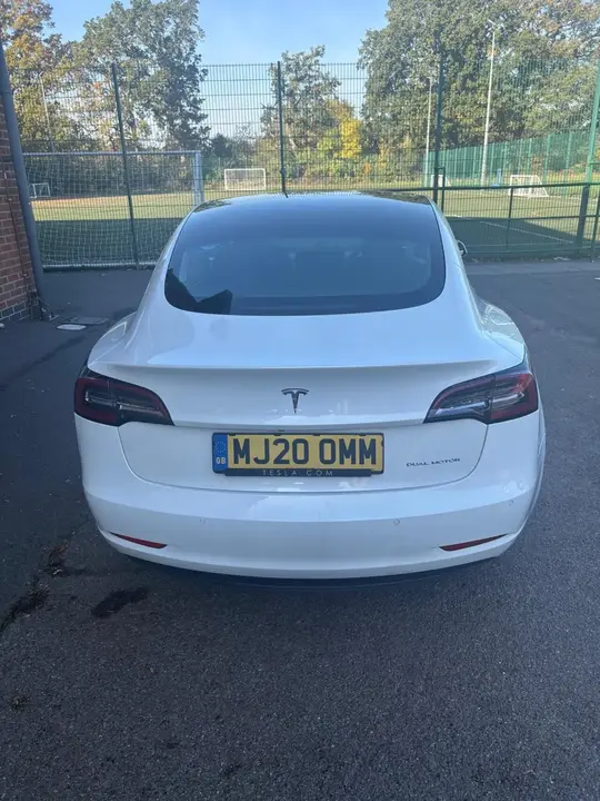 Tesla Model 3 2020 photo 4