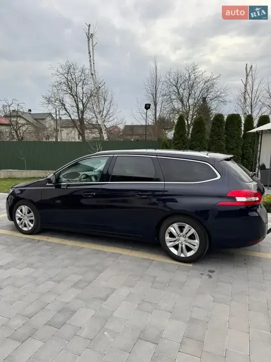Peugeot 308 2014 photo 4