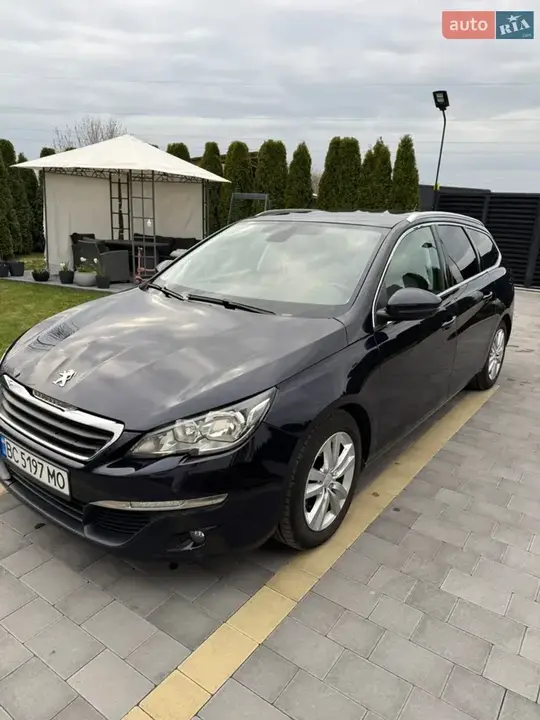 Peugeot 308 2014 photo 2