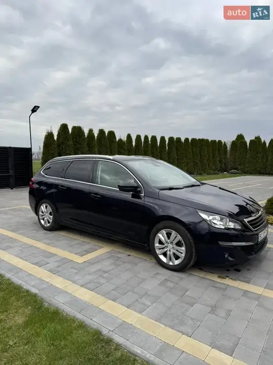 Peugeot 308 2014 photo 3