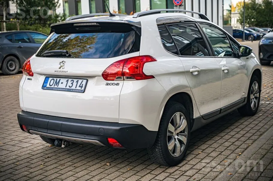 Peugeot 2008 2015 photo 4