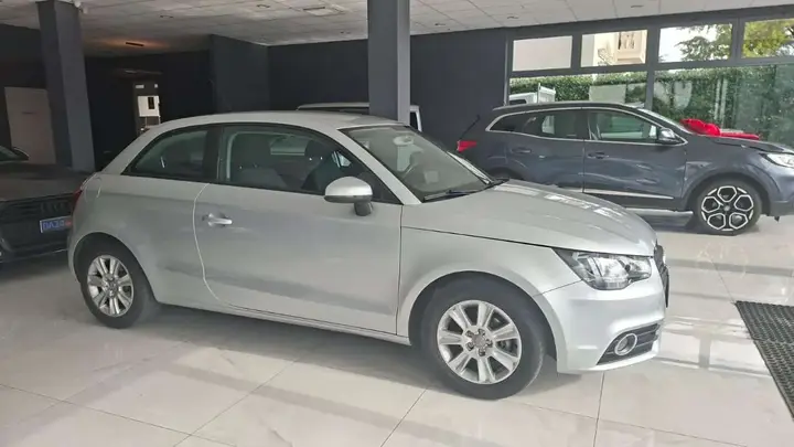 Audi A1 2011 photo 4