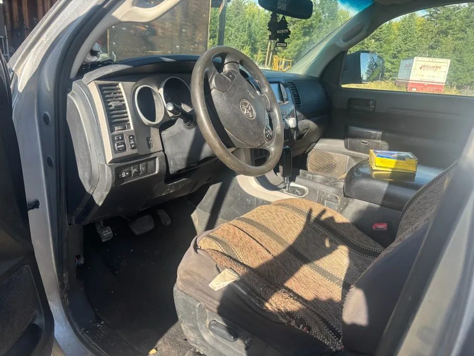 Toyota Tundra 2013 photo 4