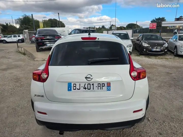 Nissan Juke 2011 photo 5