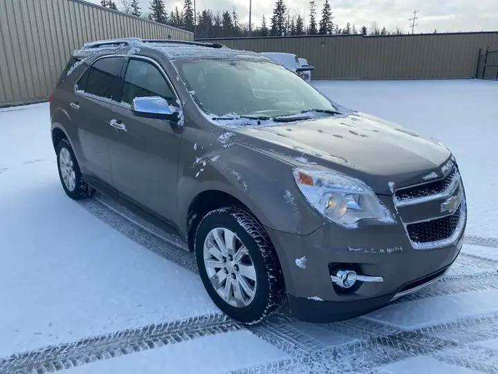 Chevrolet Equinox 2010 photo 2