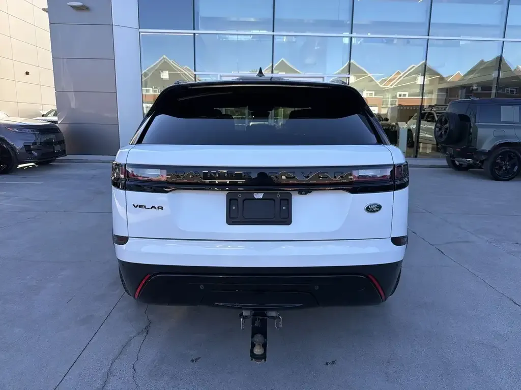 Land Rover Range Rover Velar 2023 photo 4