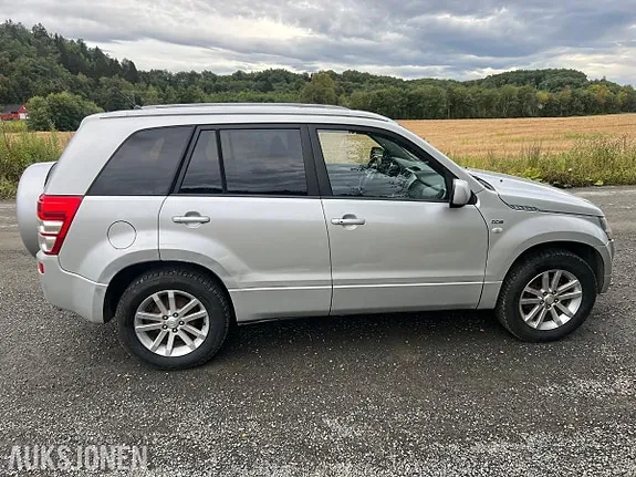Suzuki Grand Vitara 2009 photo 4