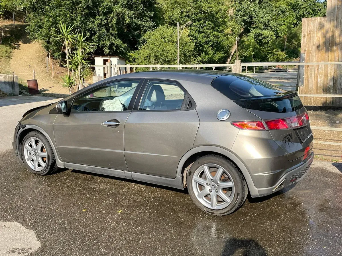 Honda Civic 2007 photo 3
