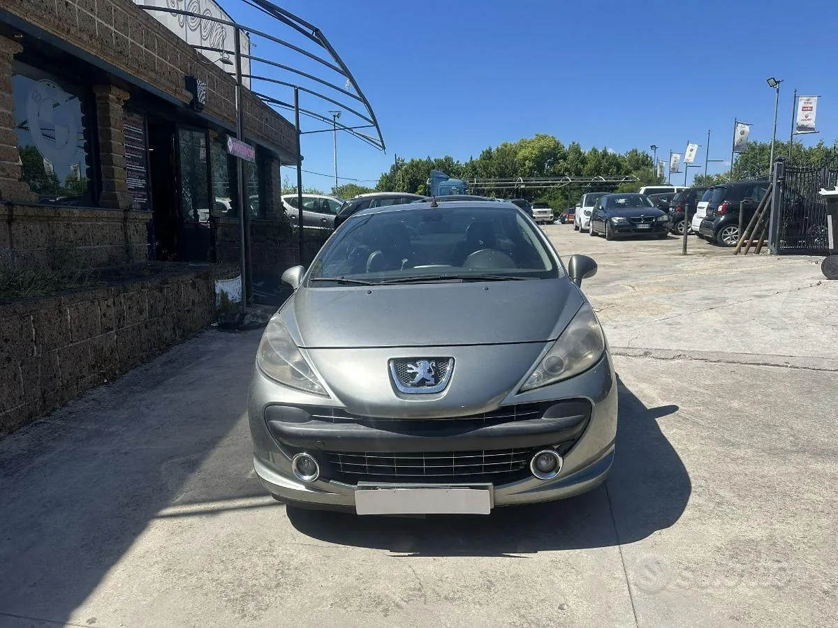 Peugeot 207 2008 photo 2