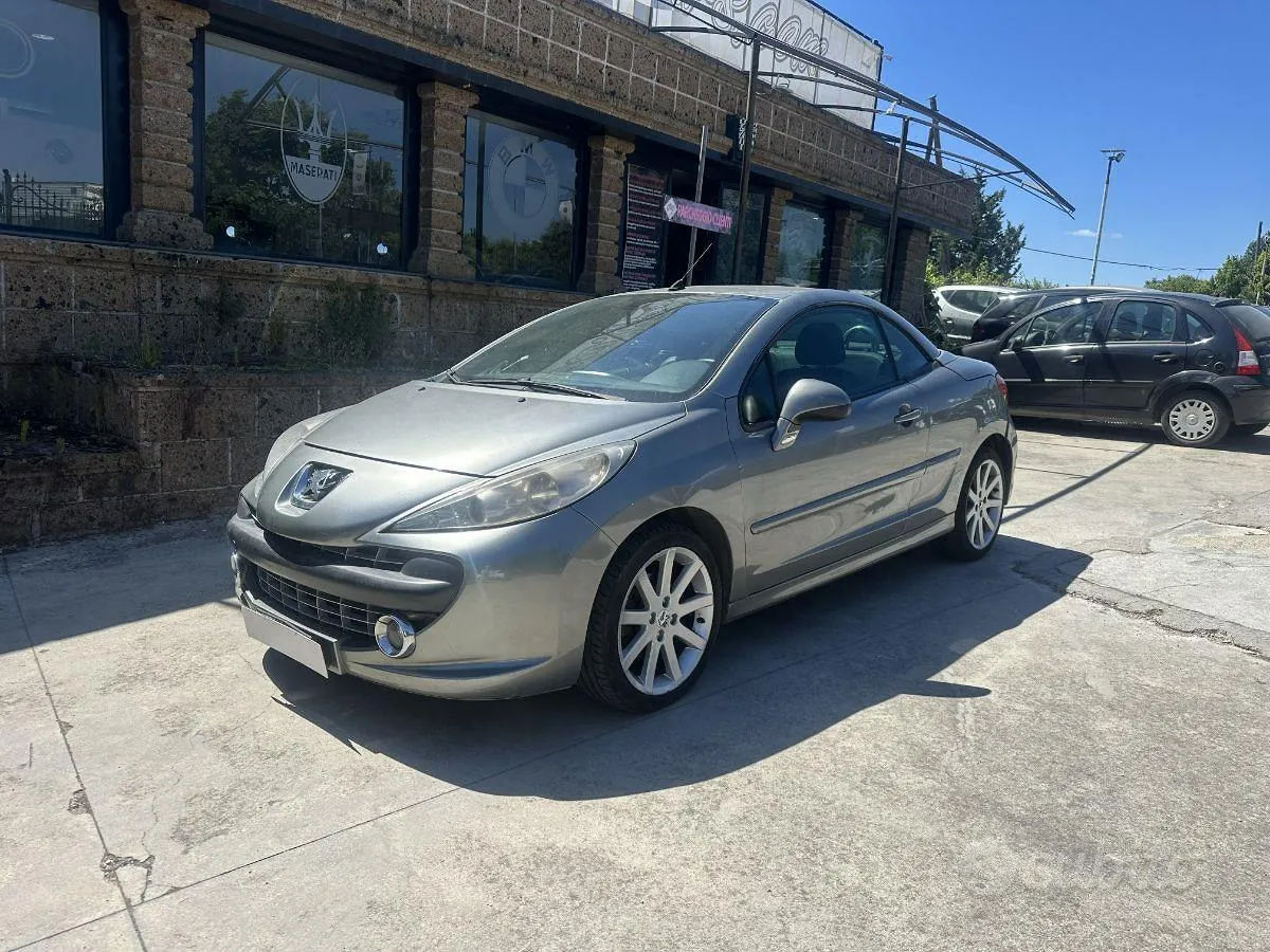 Peugeot 207 2008 photo 3