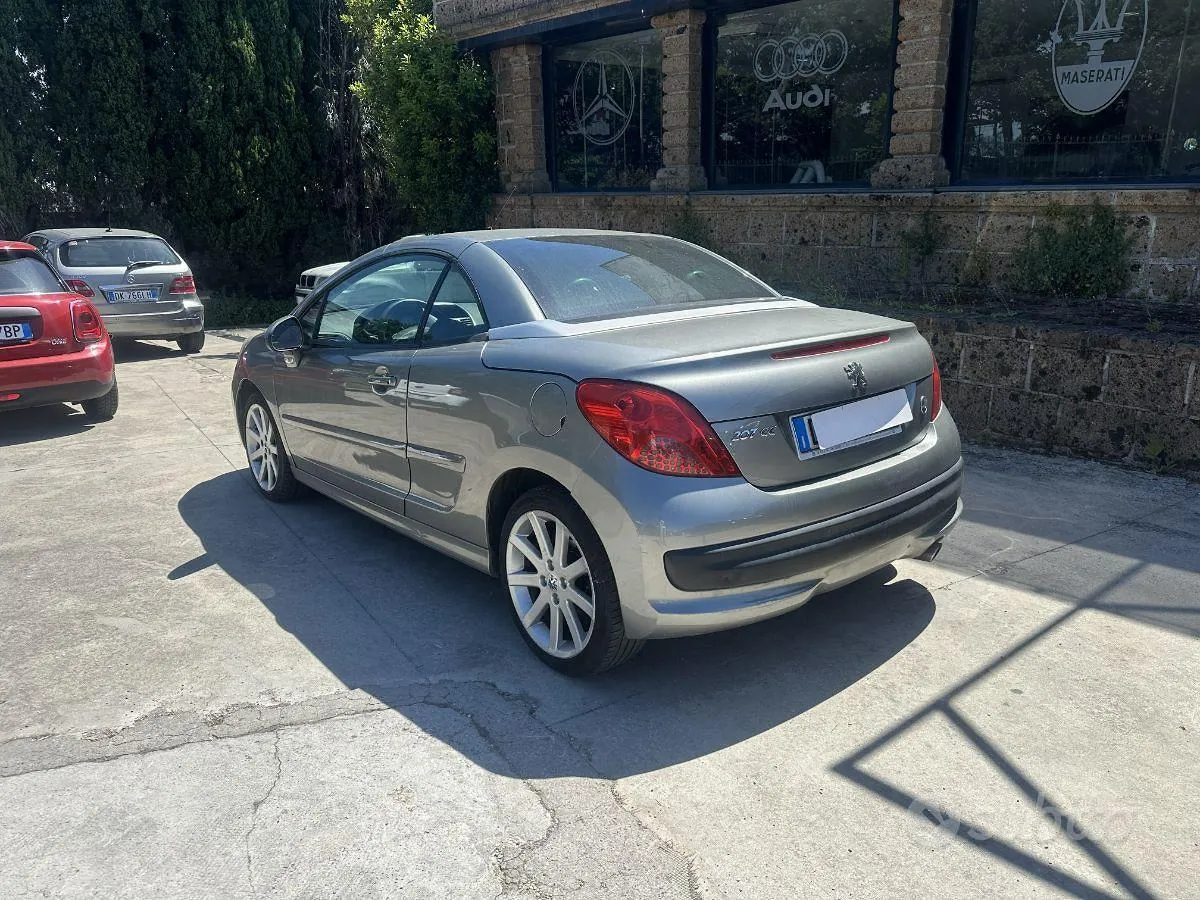 Peugeot 207 2008 photo 5