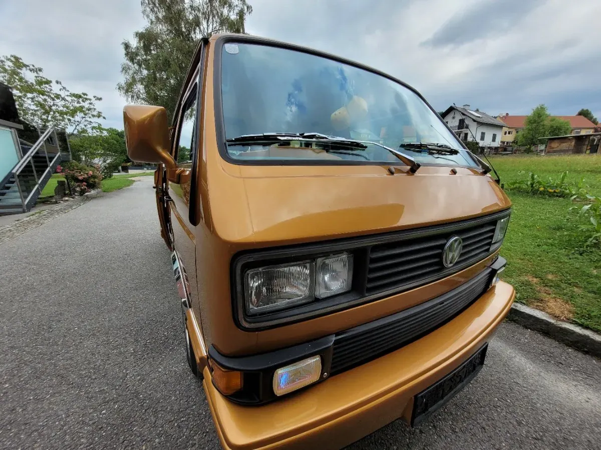 Volkswagen T3 1988 photo 3