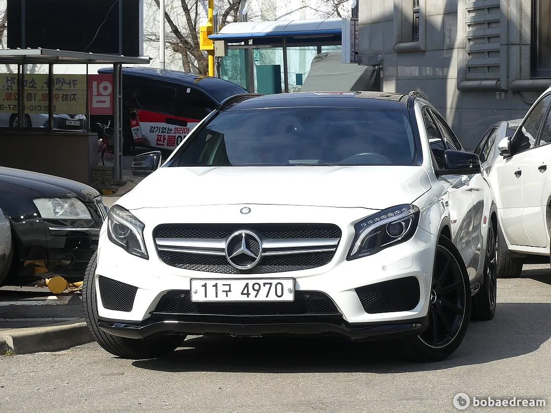 Mercedes-Benz Gla45 Amg