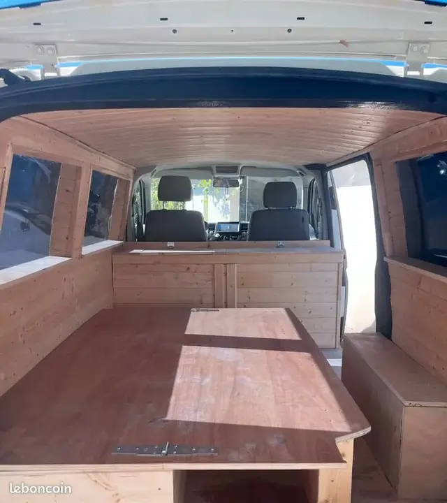 Volkswagen Transporter T5 2007 photo 3