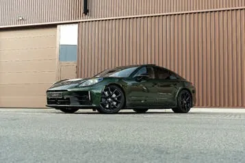 Porsche Panamera 2024 photo 2