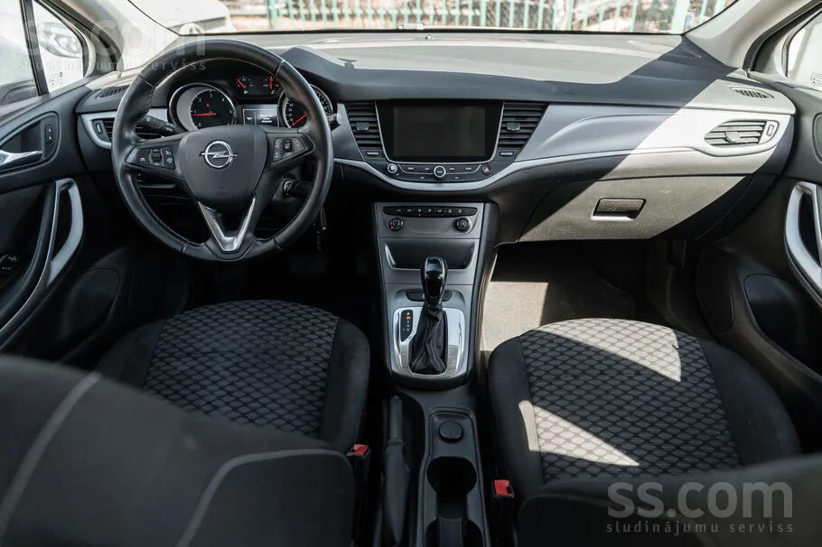 Opel Astra 2018 photo 5