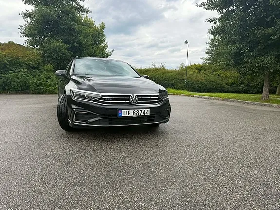 Volkswagen Passat 2021 photo 3
