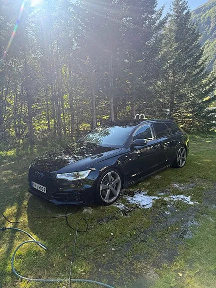 Audi A6 2013 photo 2