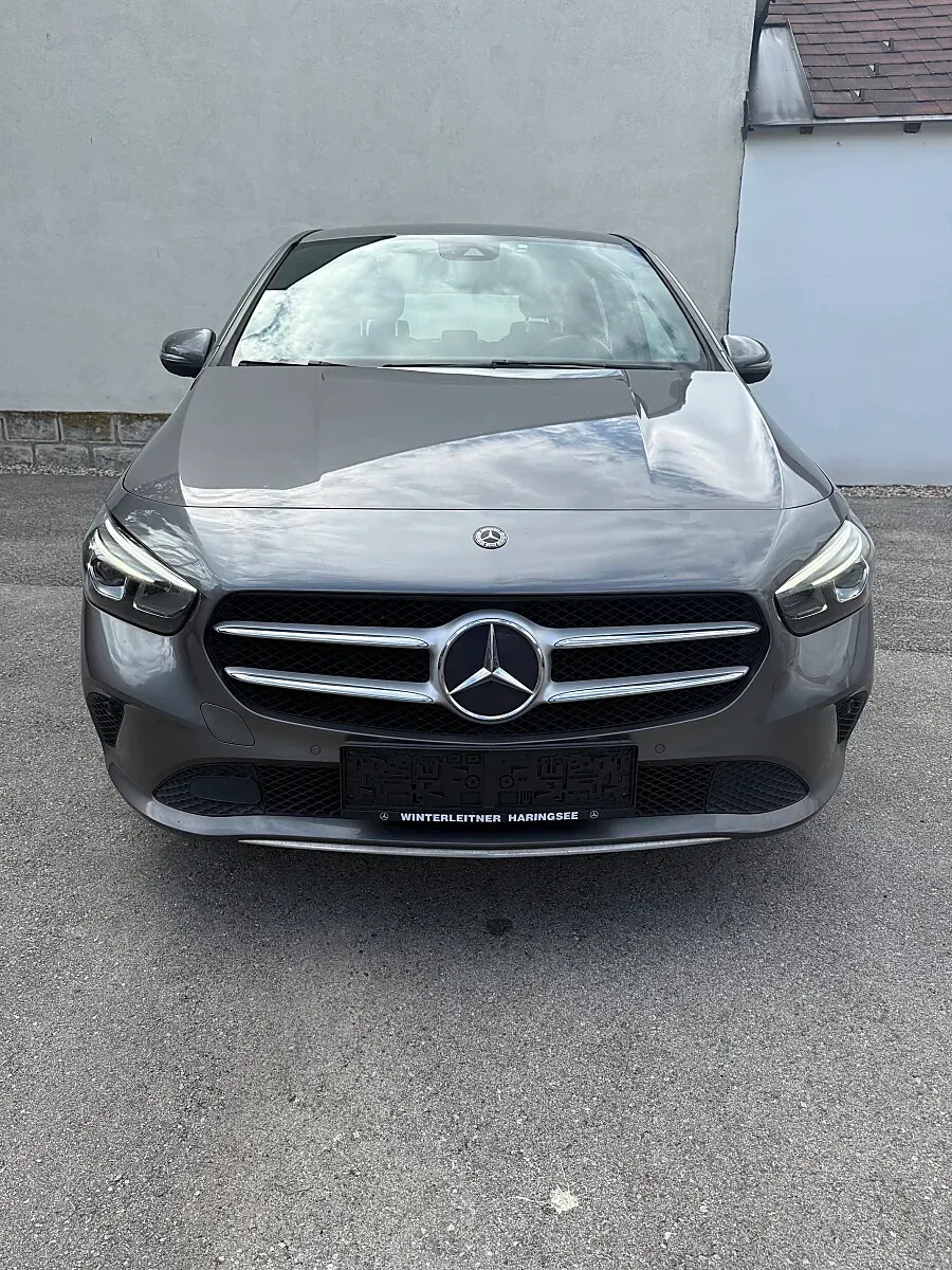 Mercedes-Benz B-Class 2019 photo 2