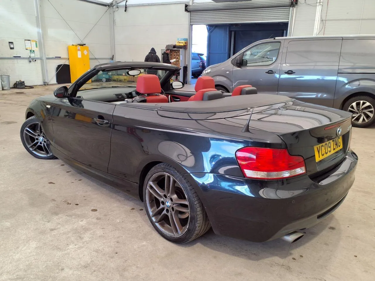 BMW 1 Series 2009 photo 5