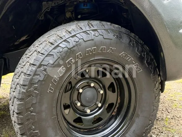 Toyota Hilux 2010 photo 3