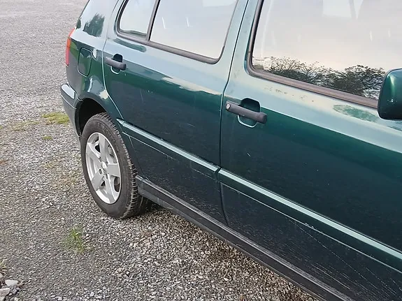 Volkswagen Golf 1996 photo 4