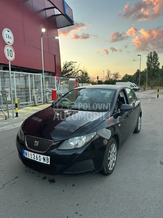 Seat Ibiza 2011 photo 2