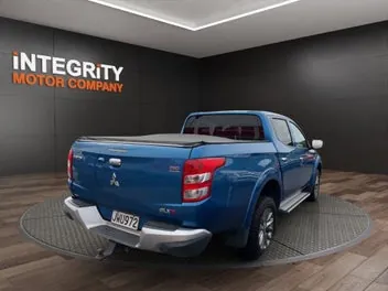 Mitsubishi Triton 2016 photo 4