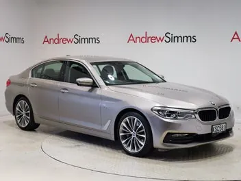 BMW 5 Series 2017 photo 2