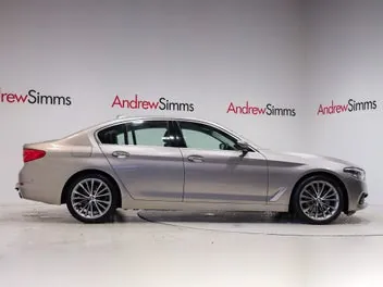BMW 5 Series 2017 photo 4