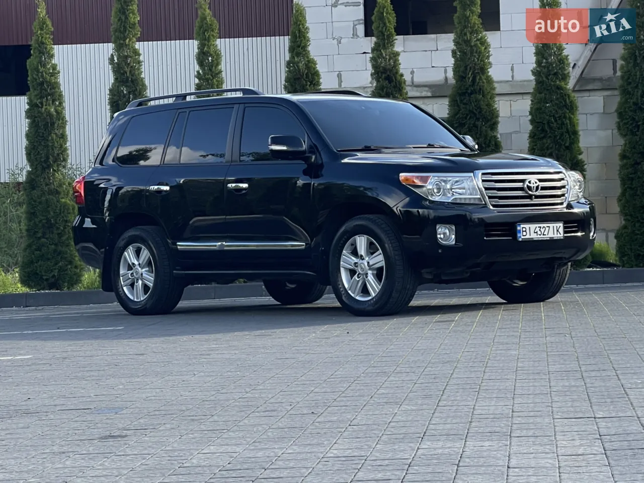Toyota Land Cruiser 2013 photo 2