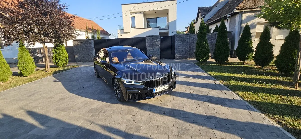 BMW 740
