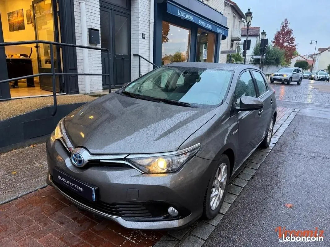 Toyota Auris