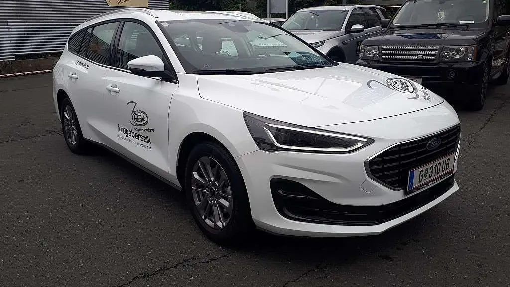 Ford Focus 2023 photo 3