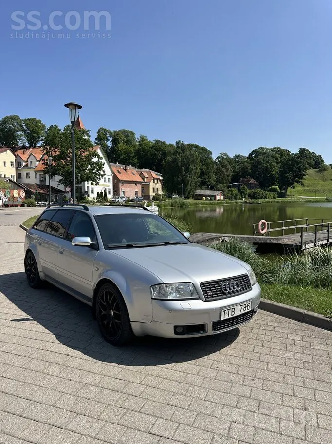 Audi S6 2002 photo 2