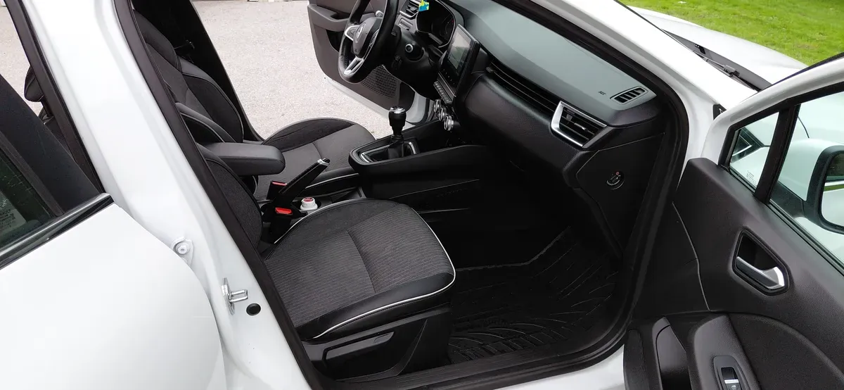 Renault Clio 2019 photo 3