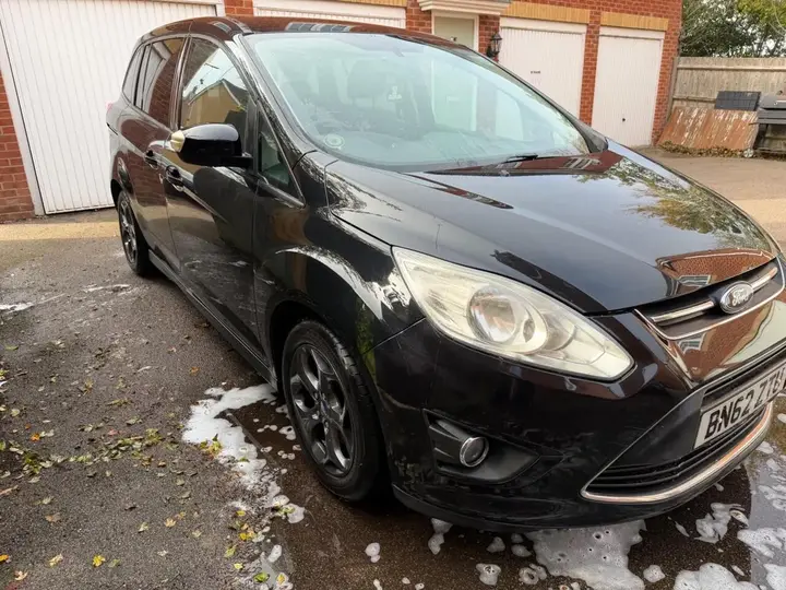 Ford Grand C-Max 2012 photo 3