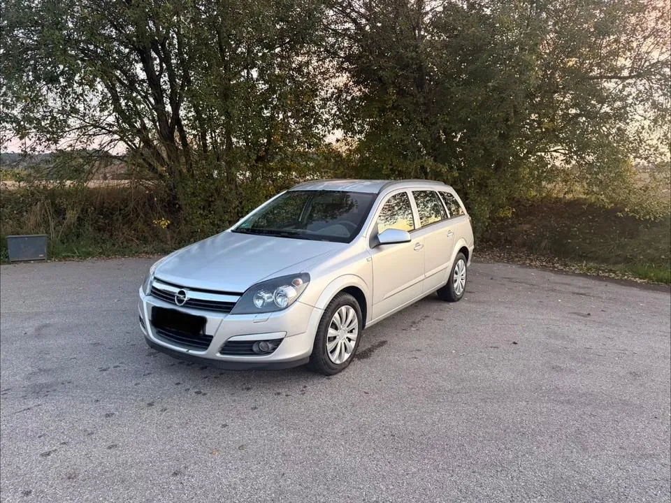 Opel Astra Caravan