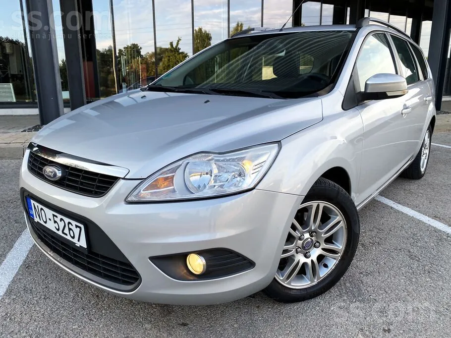 Ford Focus 2008 photo 2