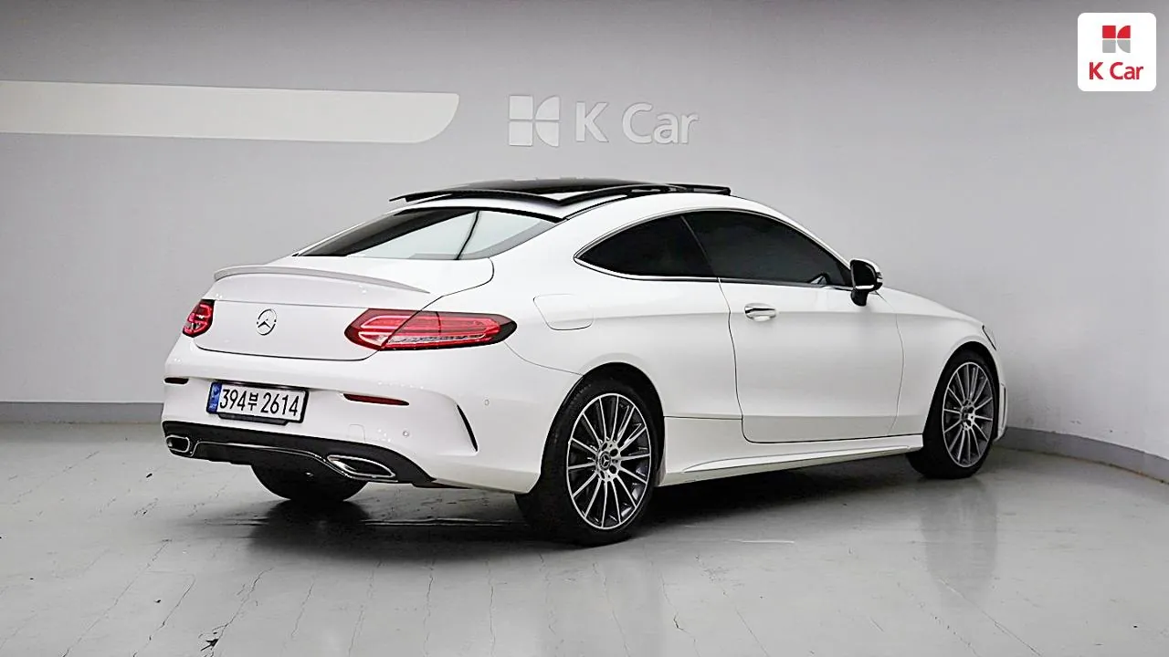 Mercedes-Benz C-Class 2023 photo 4