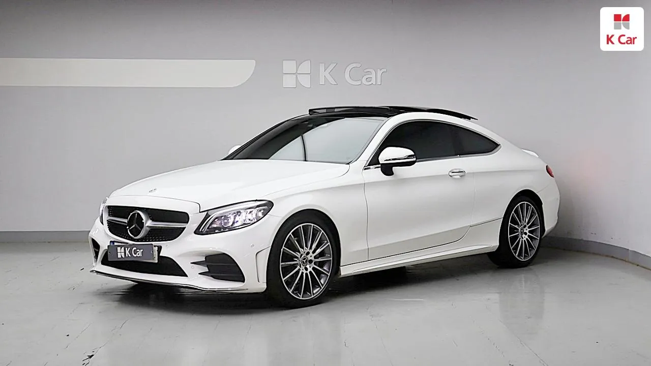 Mercedes-Benz C-Class 2023 photo 3